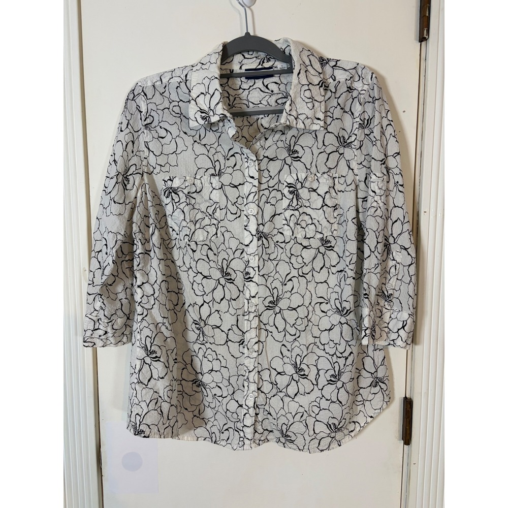 Croft Barrow Womens Large White Black Floral Seersucker 3/4 Sleeve Button Shirt